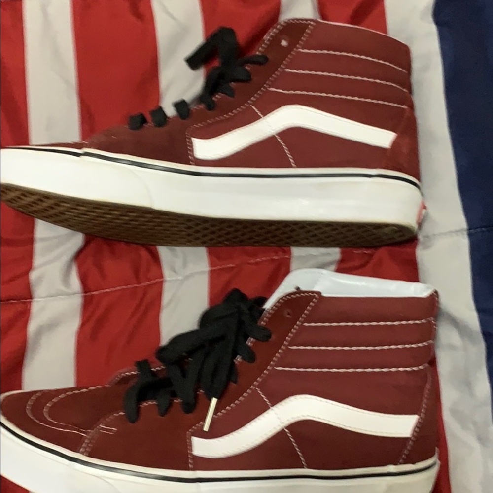 Vans Burgundy color like new condition worn 2times